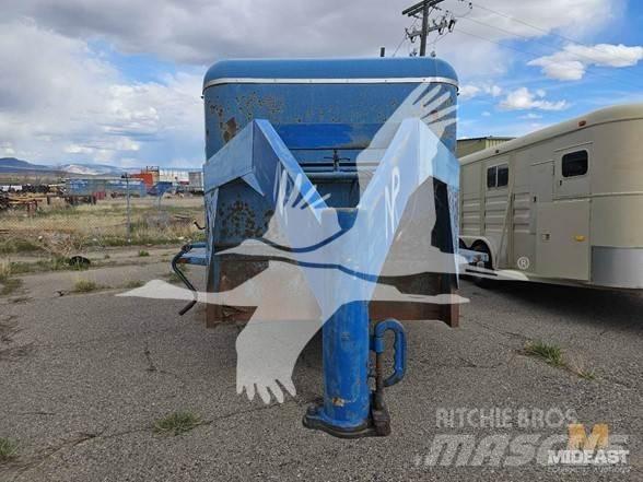  HORSE TRAILER Construction - Others