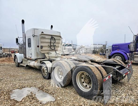 Kenworth W900 Tractor Units