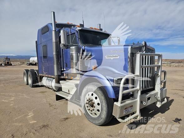 Kenworth W900 Tractor Units