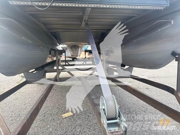  PONTOON BOAT Construction - Others