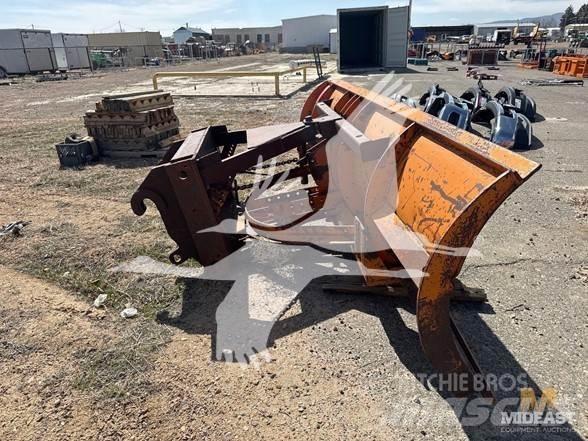  SNOW PLOW Construction - Others