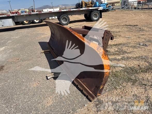  SNOW PLOW Construction - Others