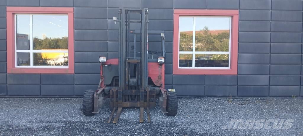 Moffett M5 25.3 NX Diesel trucks
