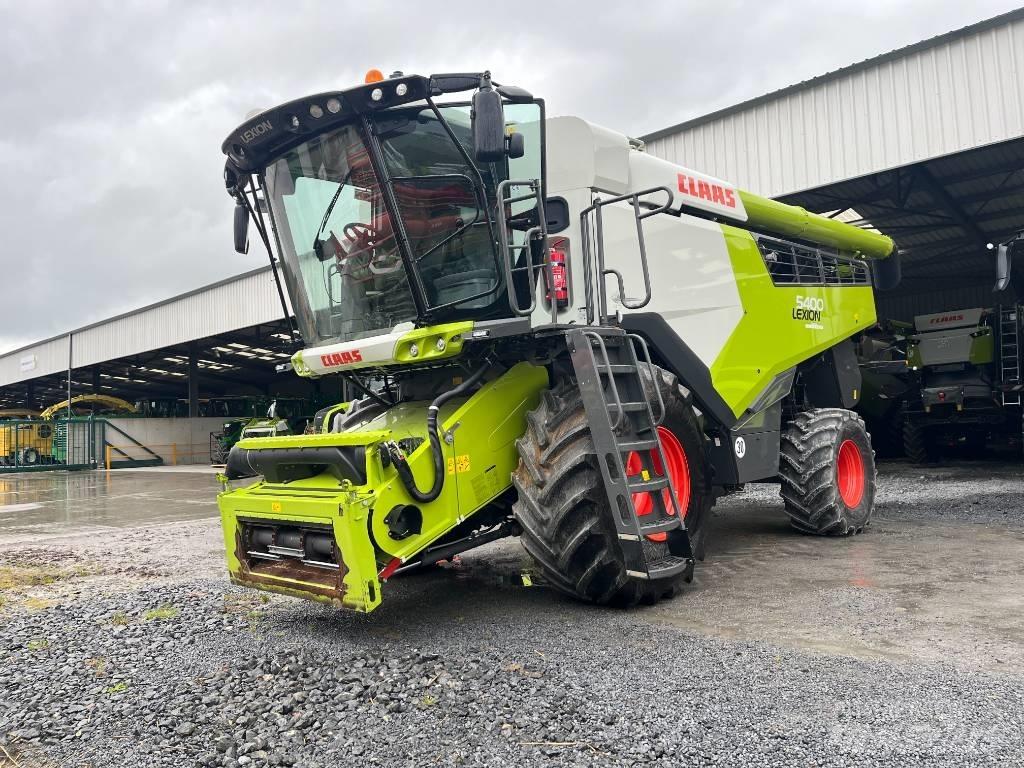 CLAAS Lexion 5400 Combine harvesters