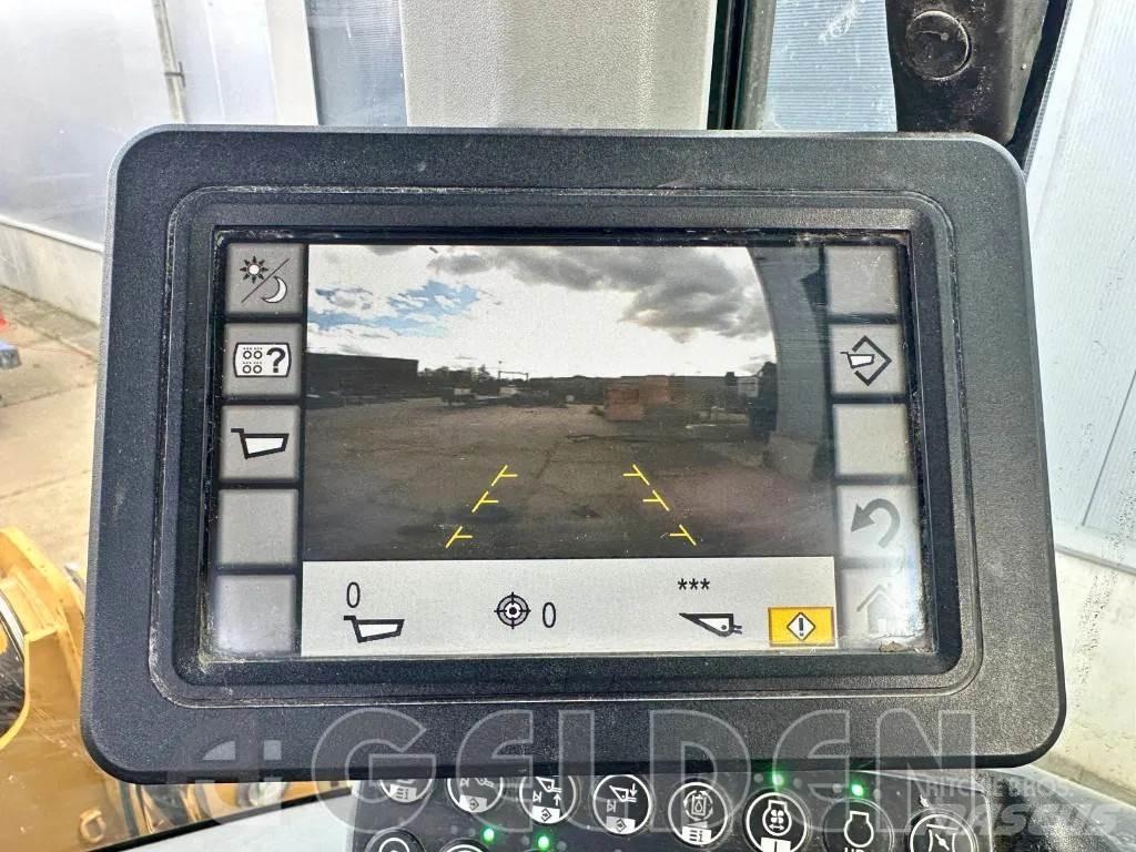CAT 938M Wheel loaders