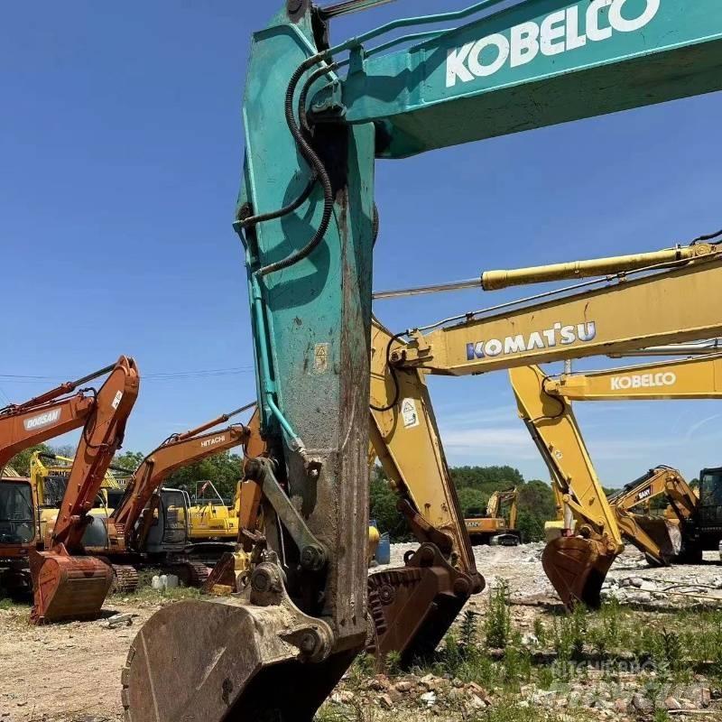 Kobelco SK 200 Crawler excavators