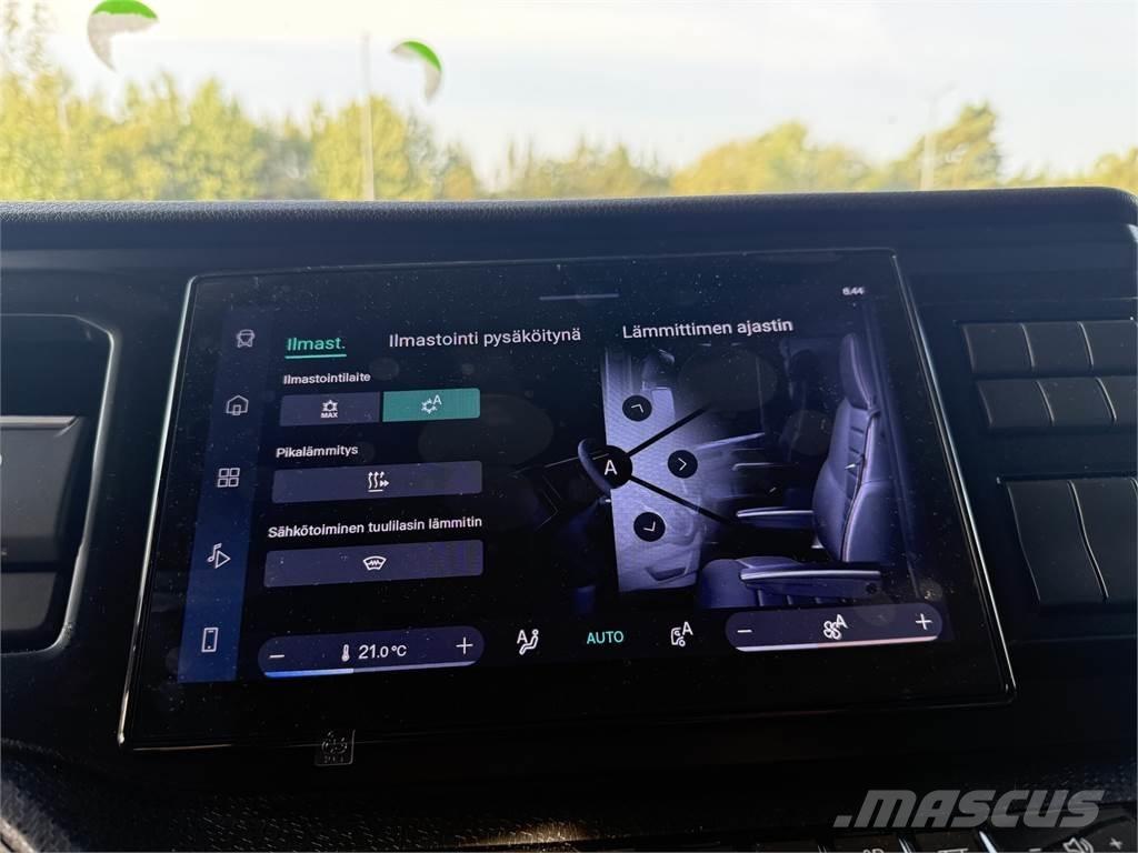 Scania R590 8x4 Hook lift trucks