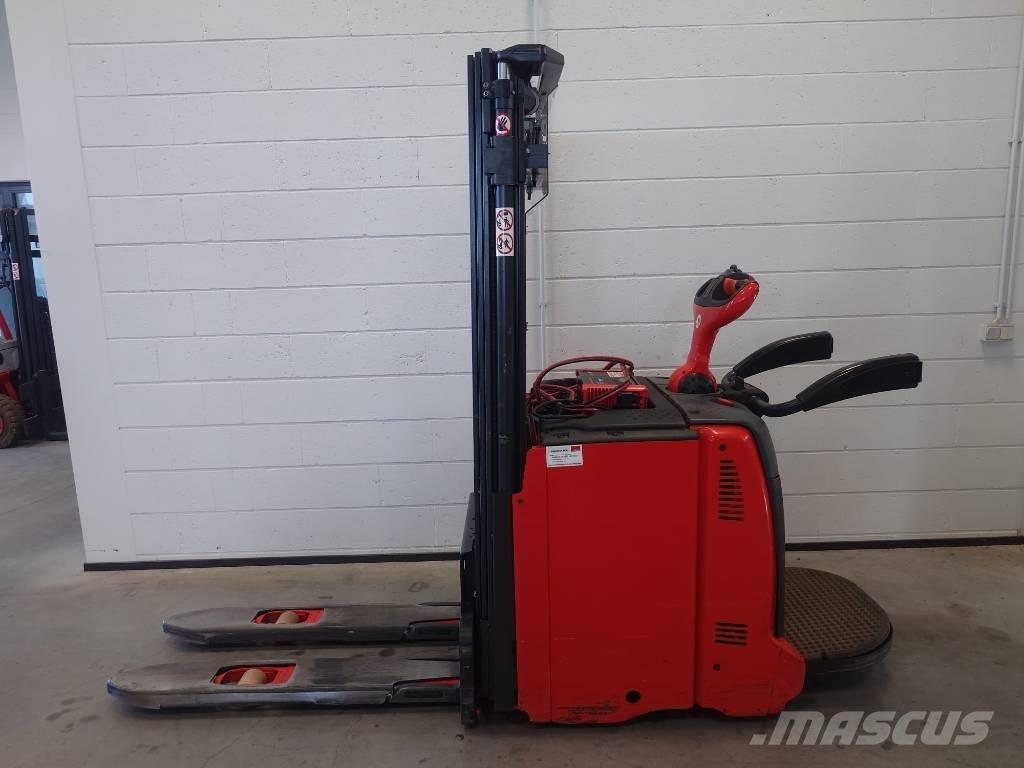 Linde L12AP/133 Self propelled stackers