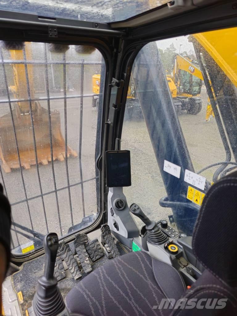 CAT 374 Crawler excavators