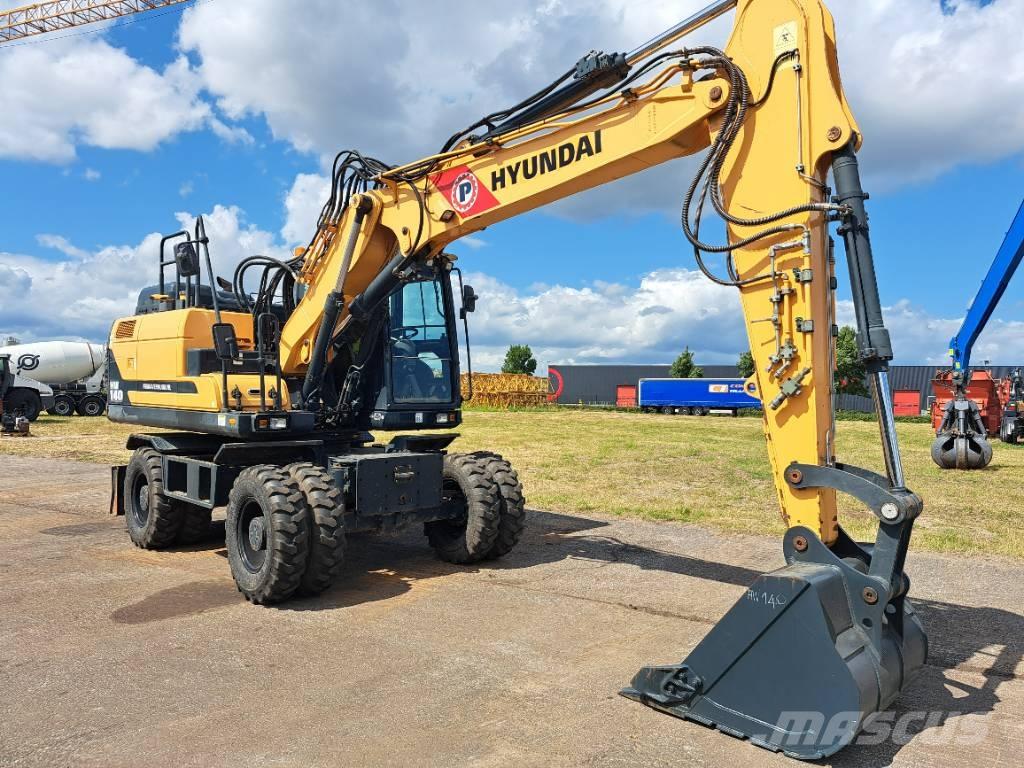 Hyundai HW140 Wheeled excavators
