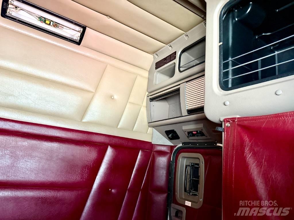 Peterbilt 379 Tractor Units