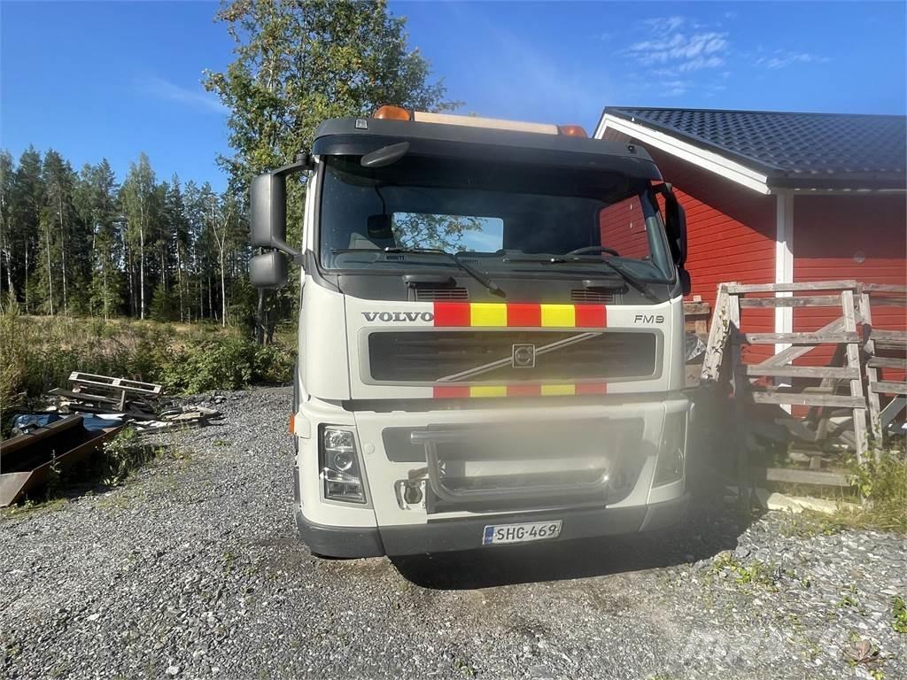 Volvo FM9 Cable lift demountable trucks