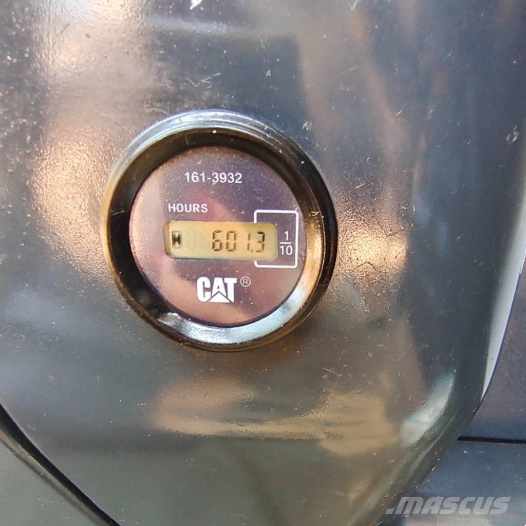 CAT 324 D L Crawler excavators