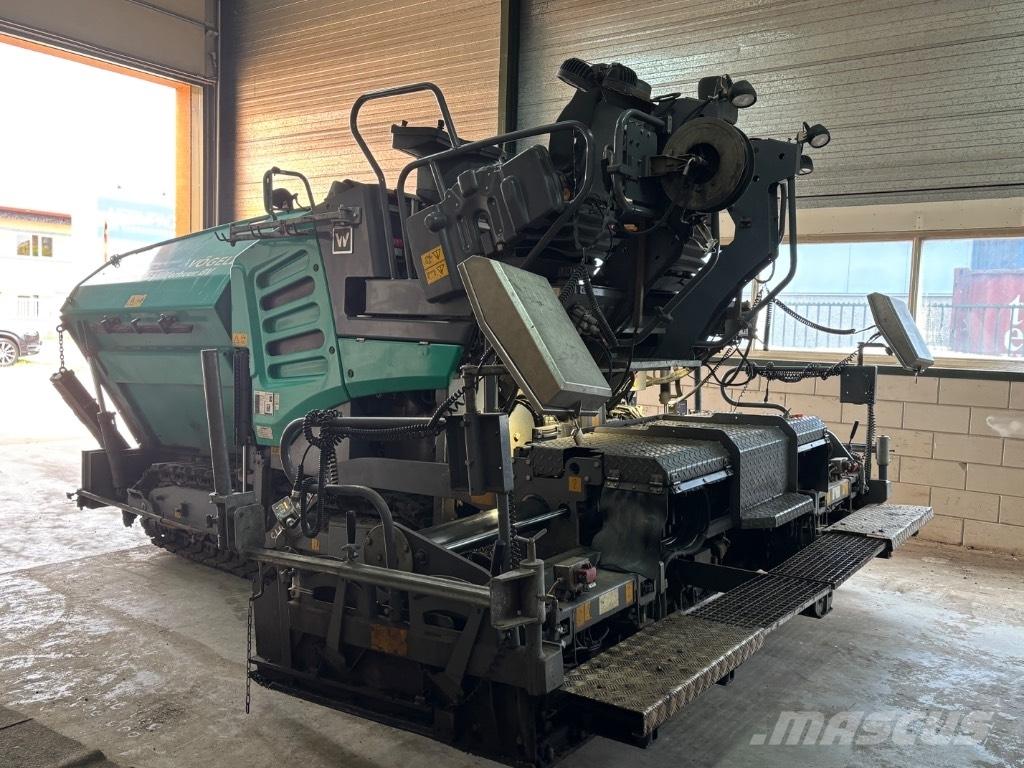 Vögele Super 1300-3i Scrapers