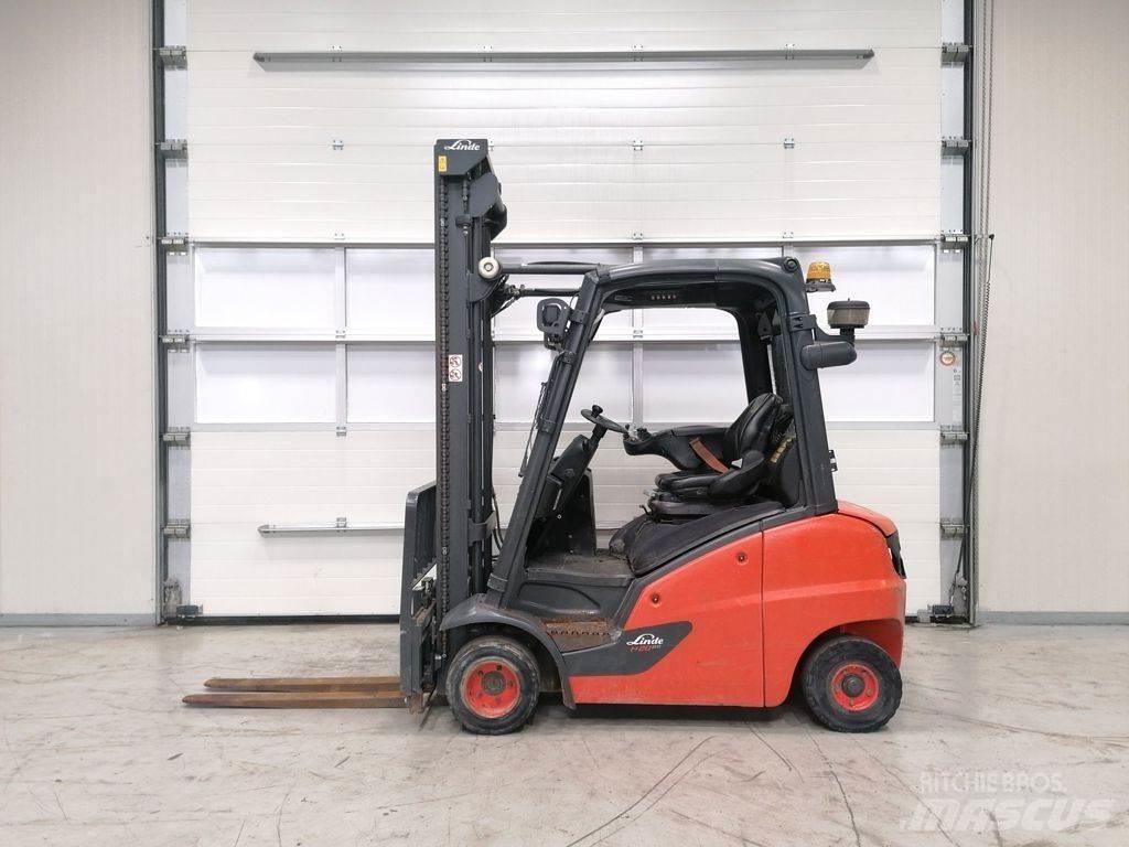 Linde H20D-01 Diesel trucks