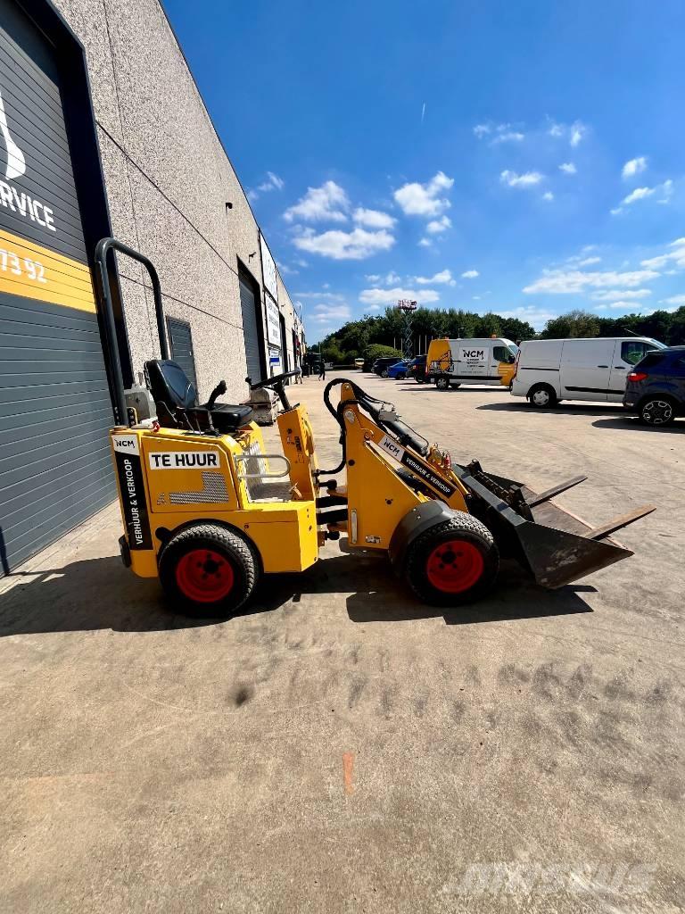 Knikmops KM 100 Wheel loaders