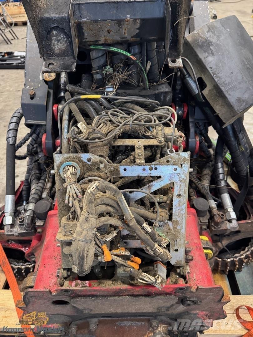 Waratah H413 Harvester heads