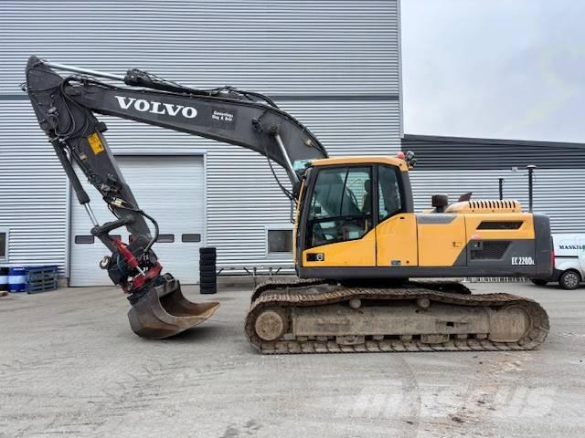Volvo EC 220 D Crawler excavators