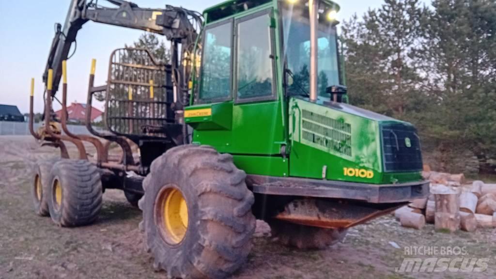 John Deere 1010D Forwarders