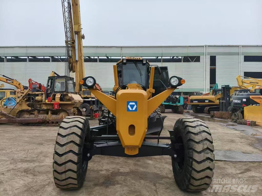 XCMG GR180 Graders