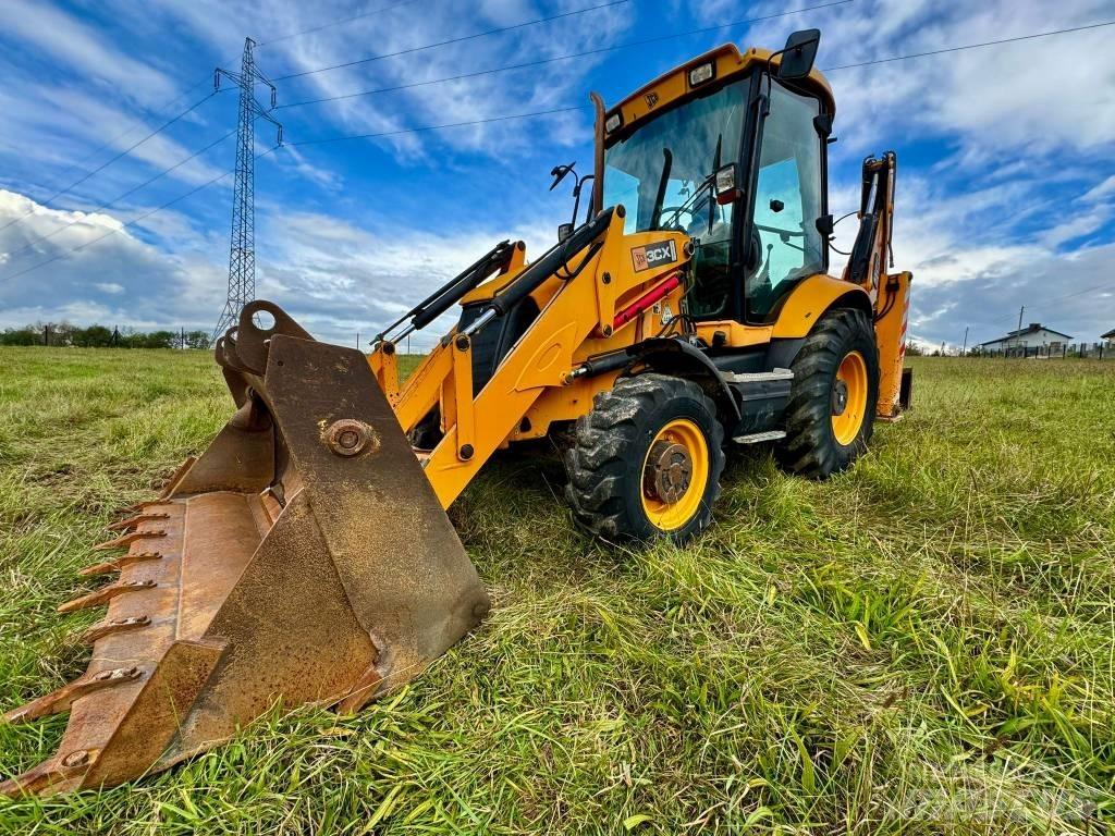 JCB 3CX Backhoe loaders