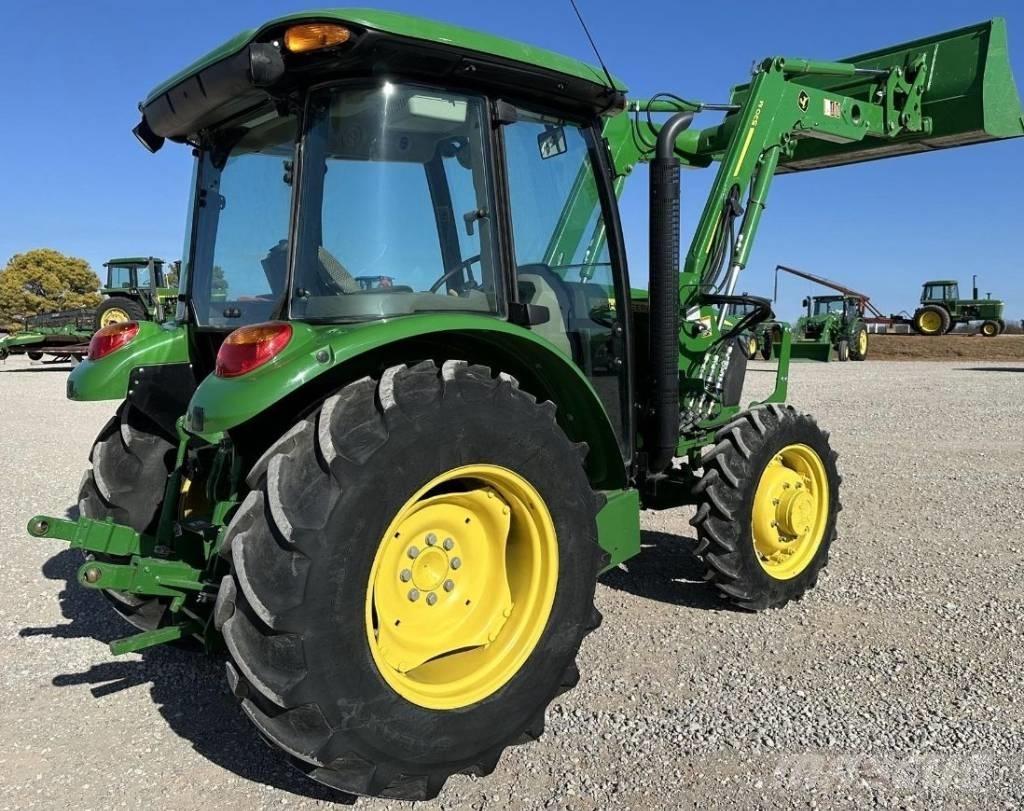 John Deere 5075 E Tractors