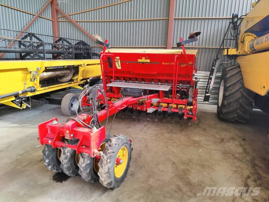 Väderstad Rapid300C Drills