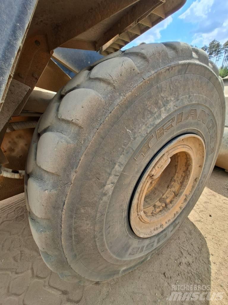 Hyundai HL970A Wheel loaders