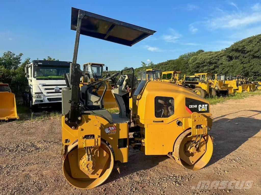 CAT CB 24 B Twin drum rollers