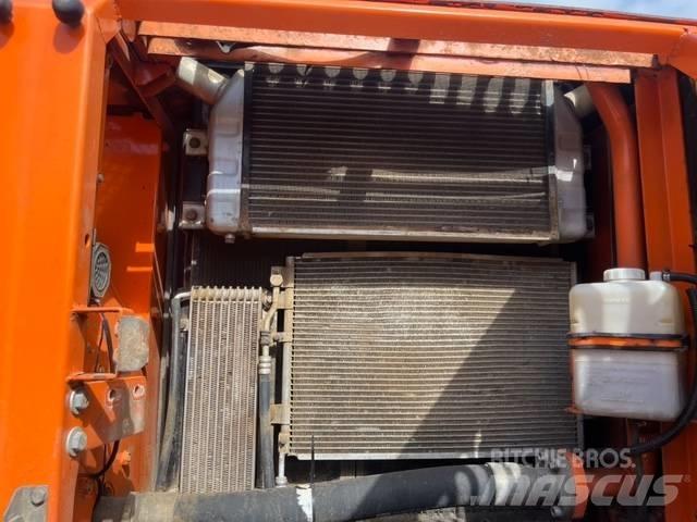 Doosan DX 225 LC Crawler excavators