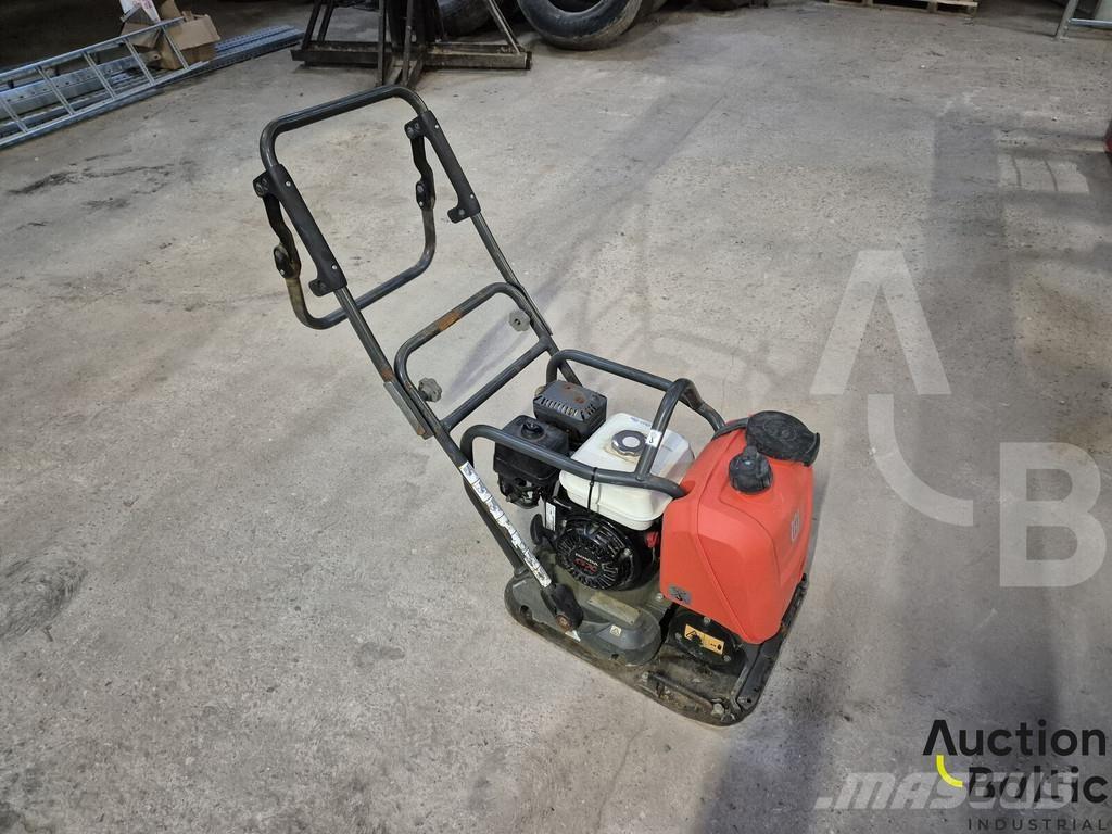 Husqvarna LF80 Plate compactors