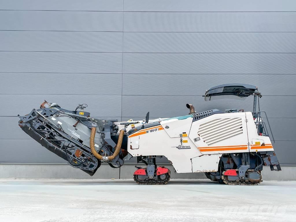 Wirtgen W 100 CFI Asphalt pavers