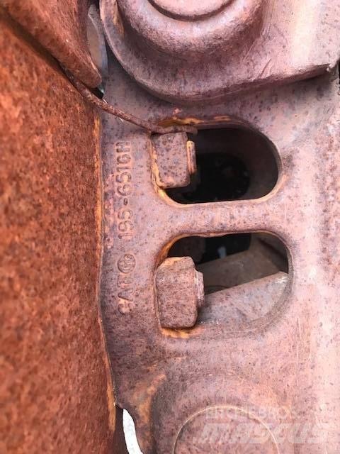 CAT D 6 Tracks, chains and undercarriage
