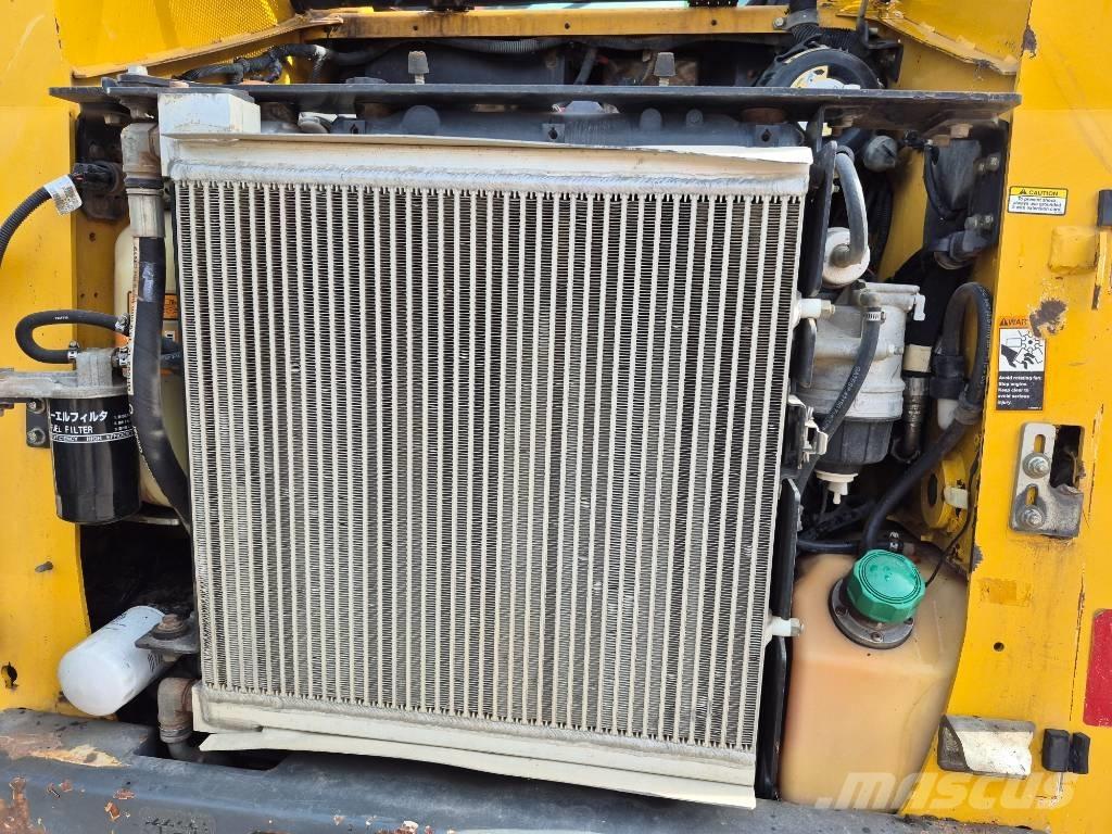 John Deere 317 Skid steer loaders