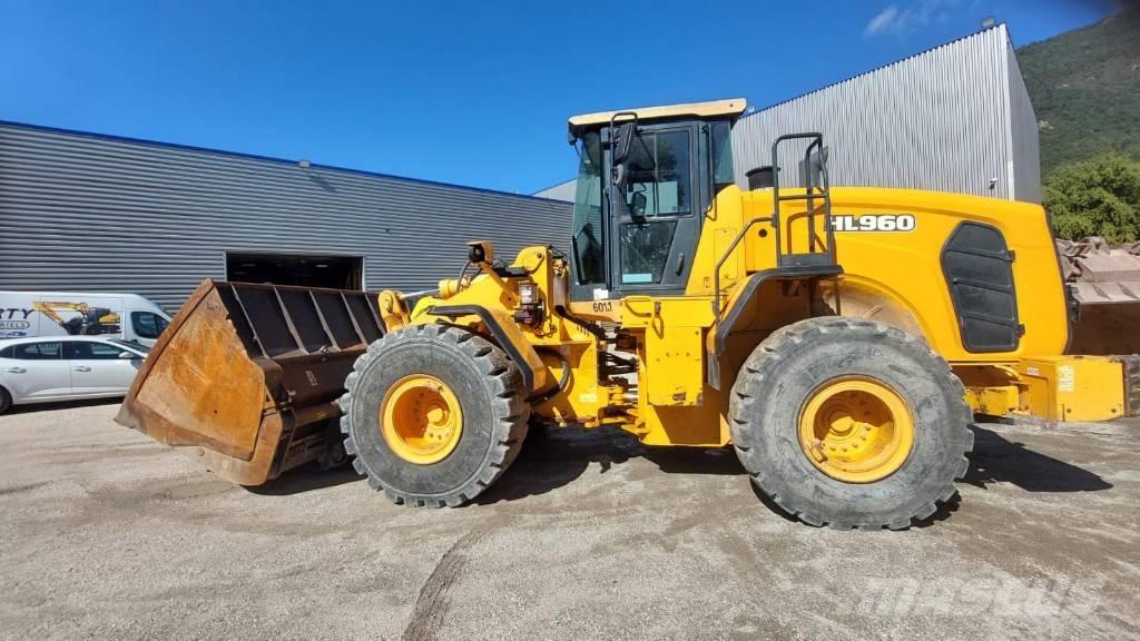 Hyundai HL 960 Wheel loaders