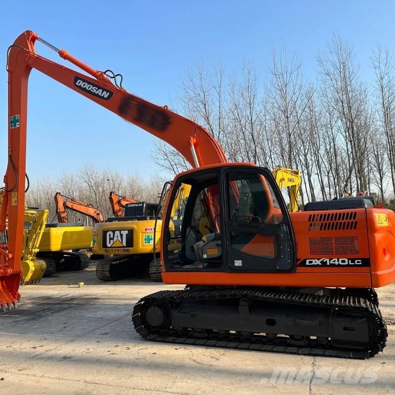 Doosan DX 140 Crawler excavators