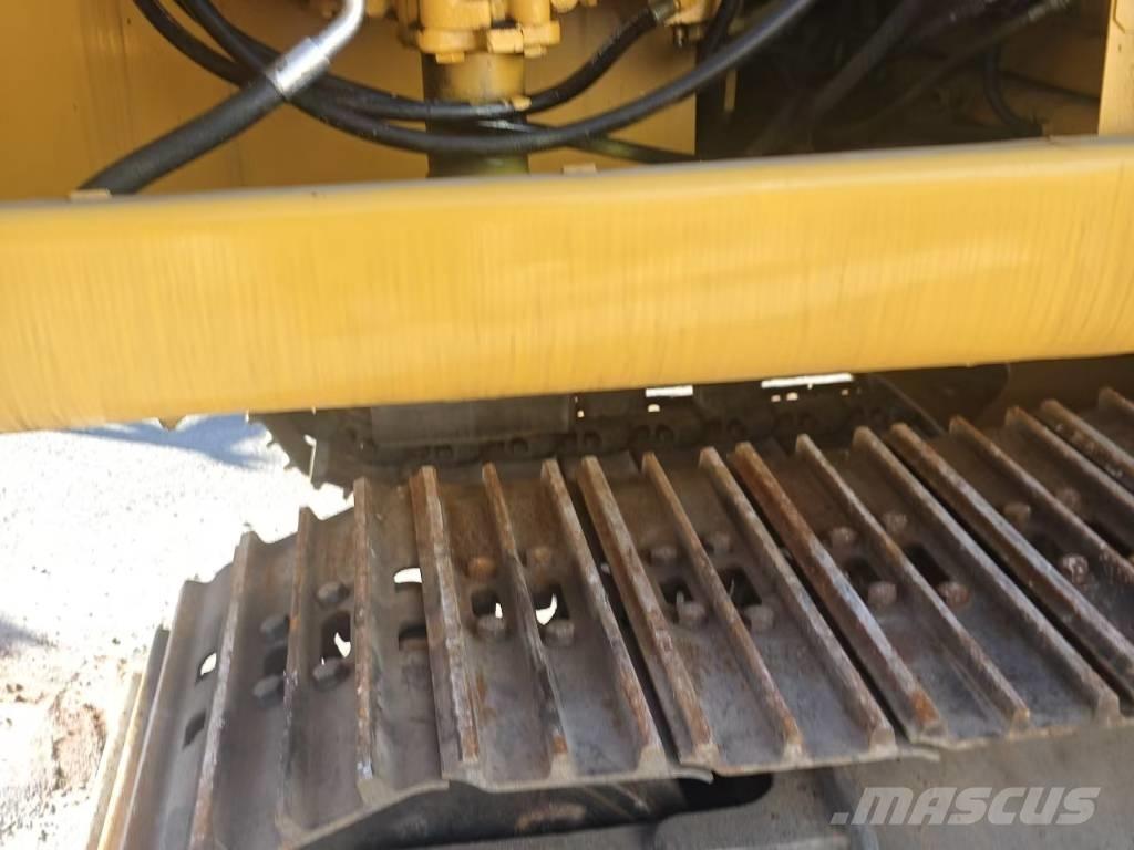 CAT 320 C L Crawler excavators