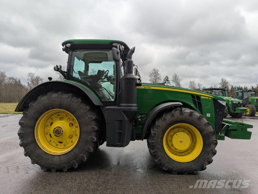 John Deere 8345 R Tractors