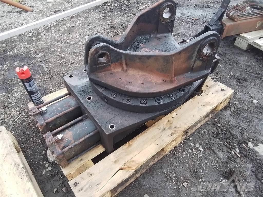 Rottne RG83 Forwarder cranes