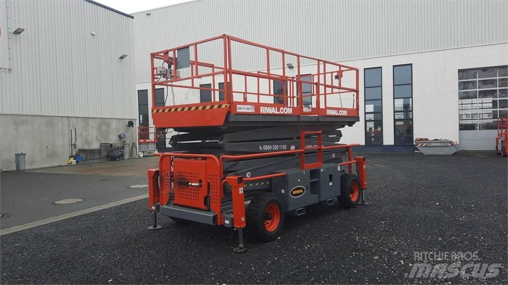 SkyJack 9250RT Scissor lifts