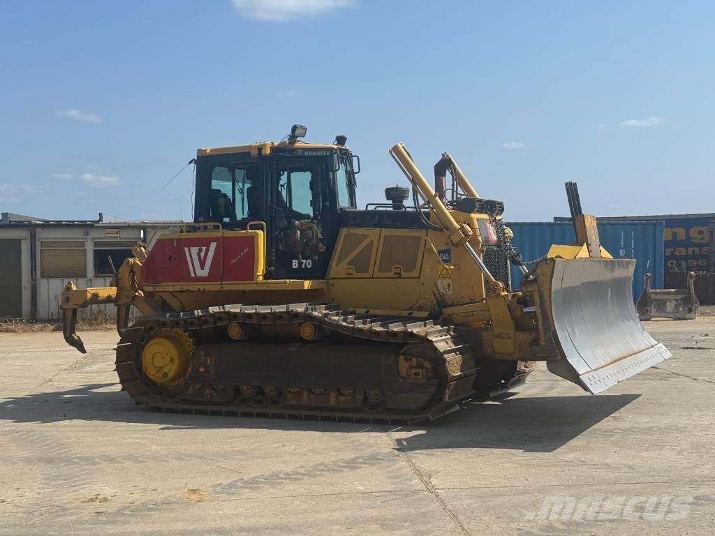 Komatsu D 65 PX-18 Crawler dozers