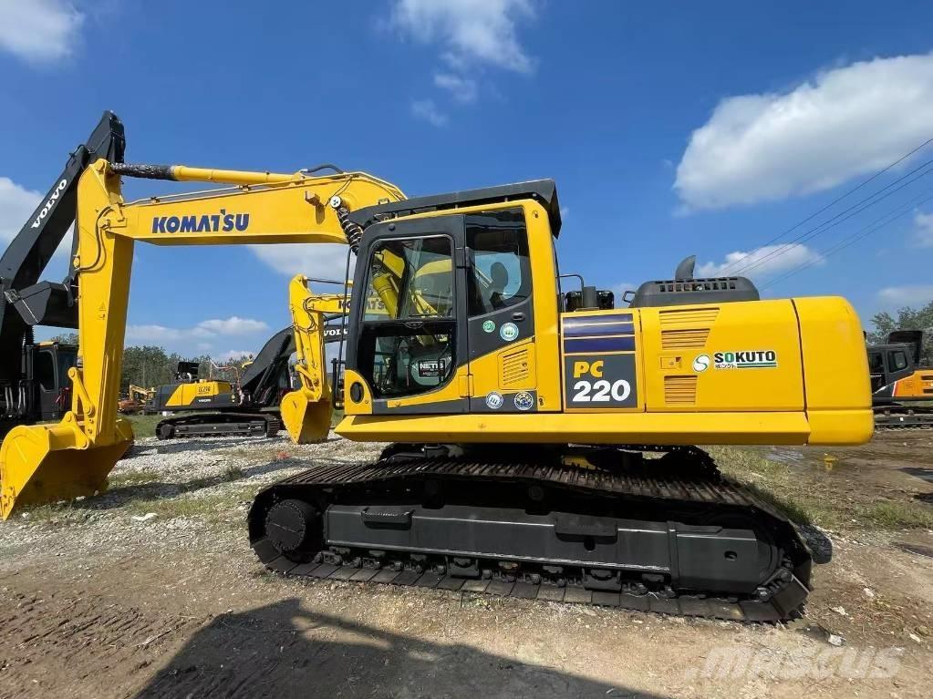 Komatsu PC 220 Crawler excavators