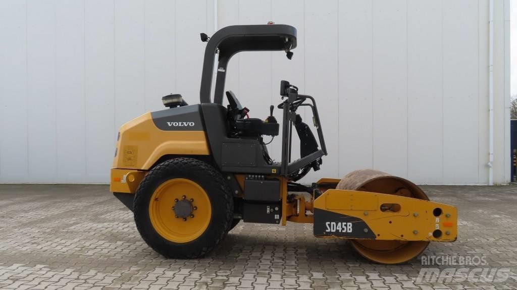 Volvo SD 45 B Single drum rollers