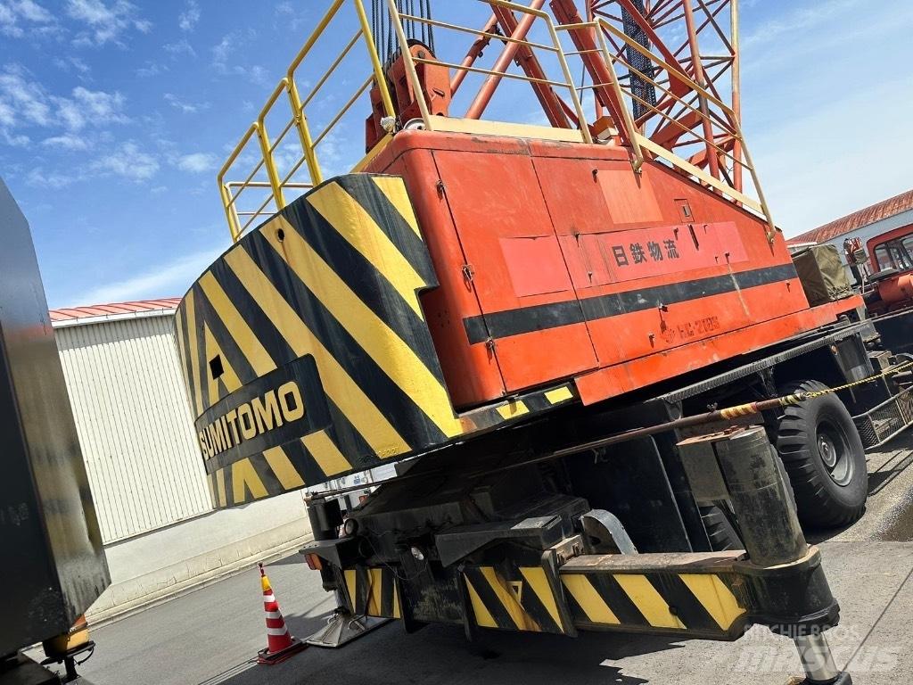 Sumitomo HC-218S Tracked cranes