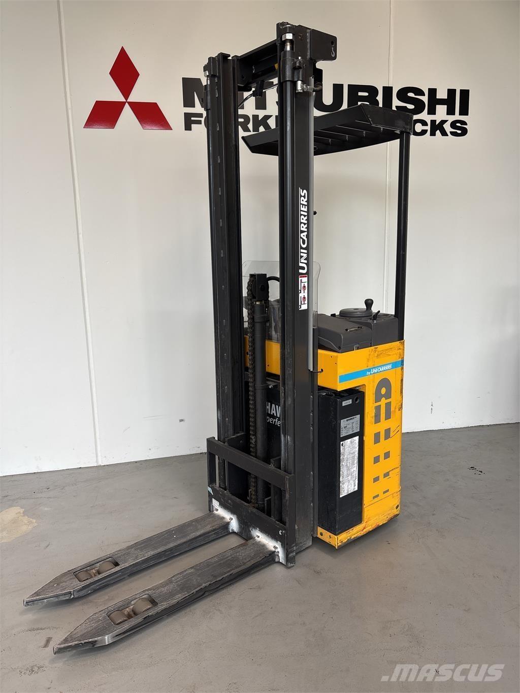 Atlet A160 Self propelled stackers