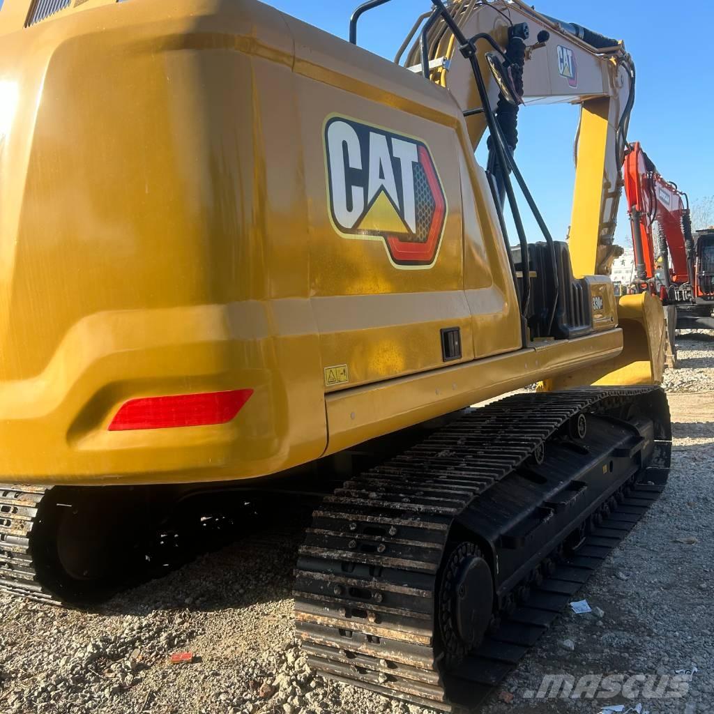 CAT 330 Crawler excavators