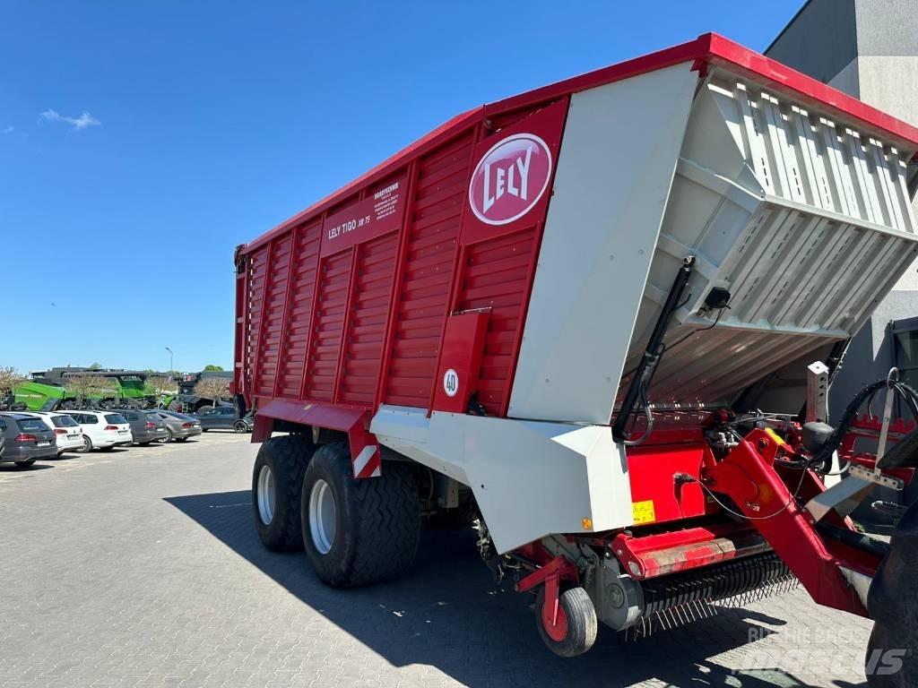Lely Tigo XR 75 Self loading trailers