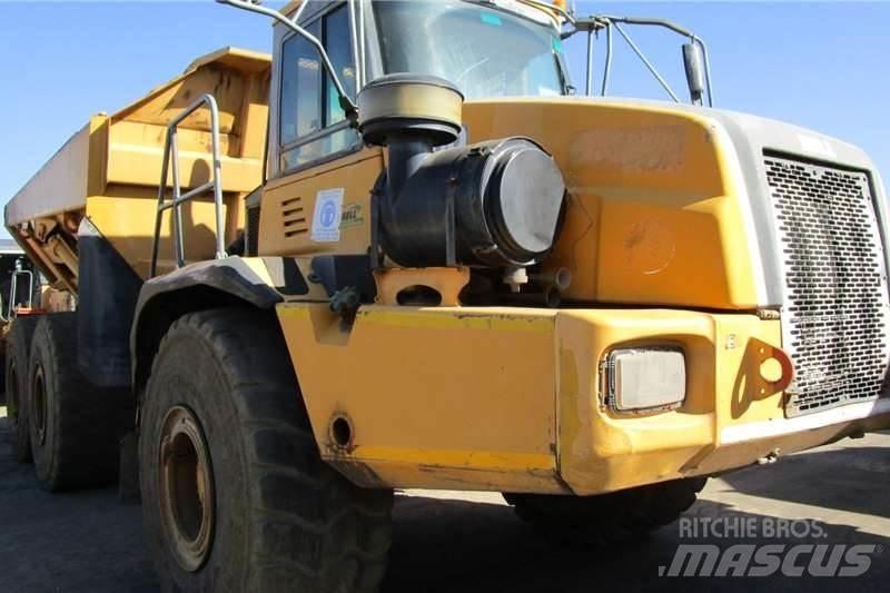 Bell B40D Articulated Dump Trucks (ADTs)