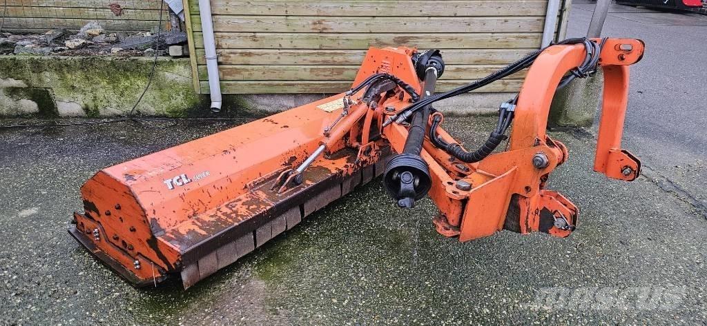 Tierre Klepelmaaier Conventional ploughs