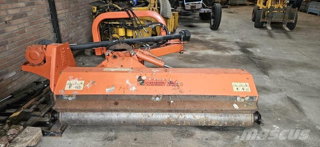 Tierre Klepelmaaier Conventional ploughs